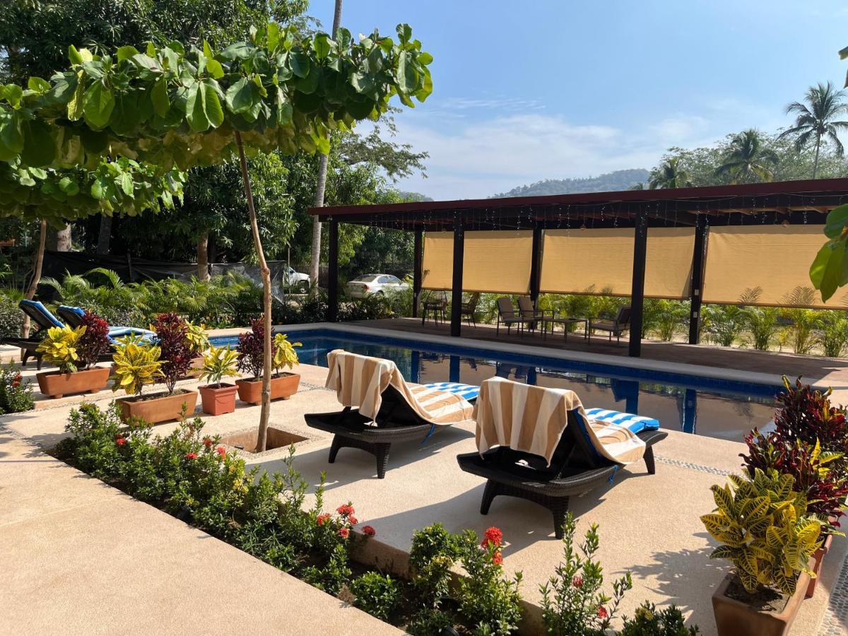 Natura Hotel & Villas Zihuatanejo Exteriör bild