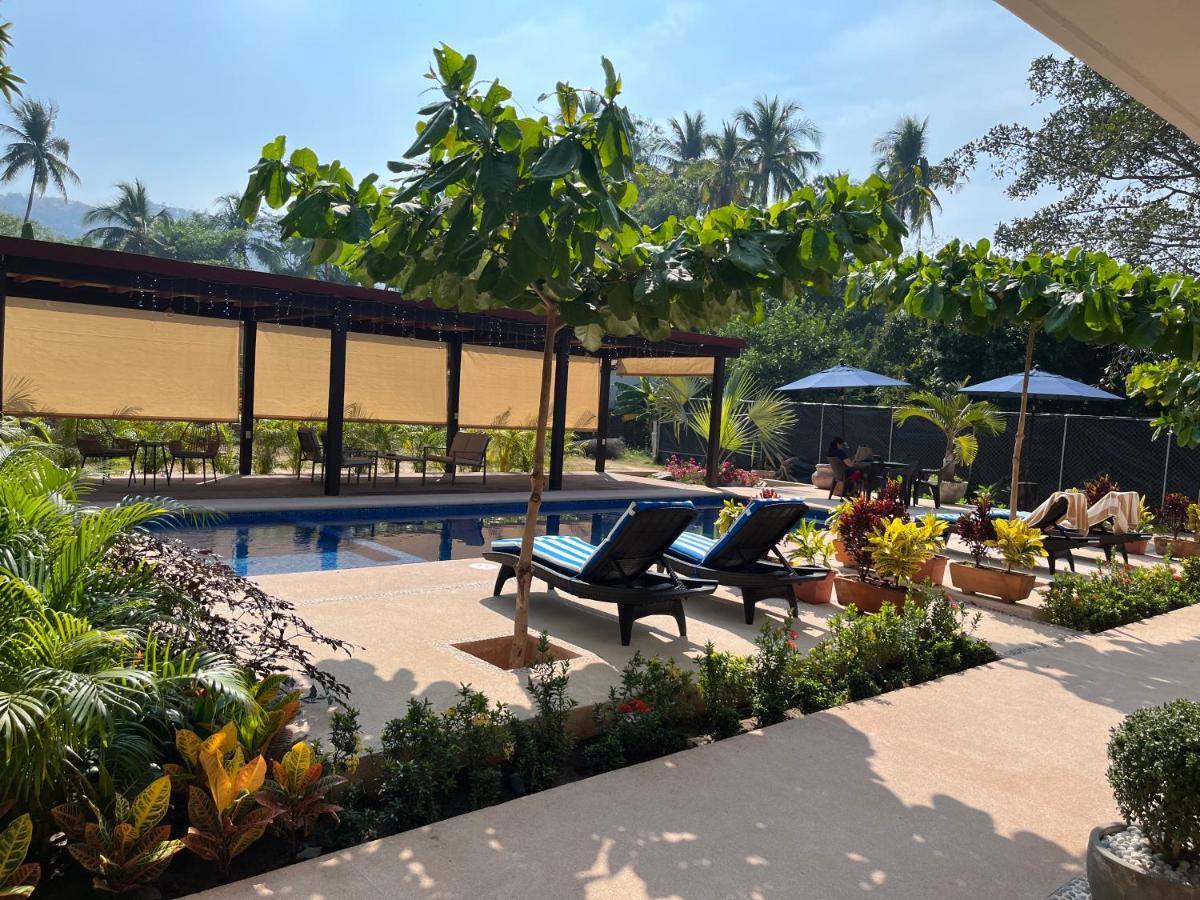 Natura Hotel & Villas Zihuatanejo Exteriör bild