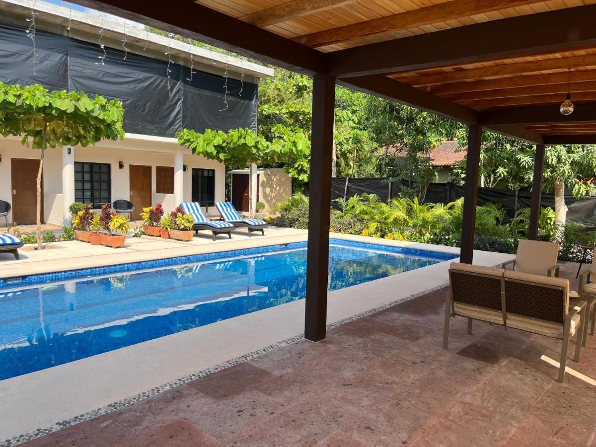 Natura Hotel & Villas Zihuatanejo Exteriör bild