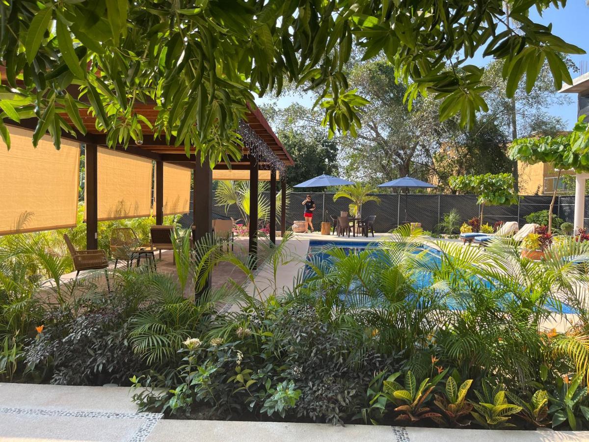 Natura Hotel & Villas Zihuatanejo Exteriör bild